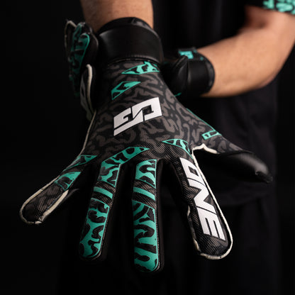 One Glove Mentality Monster GRV Maalivahdin hanskat Musta Etupuoli