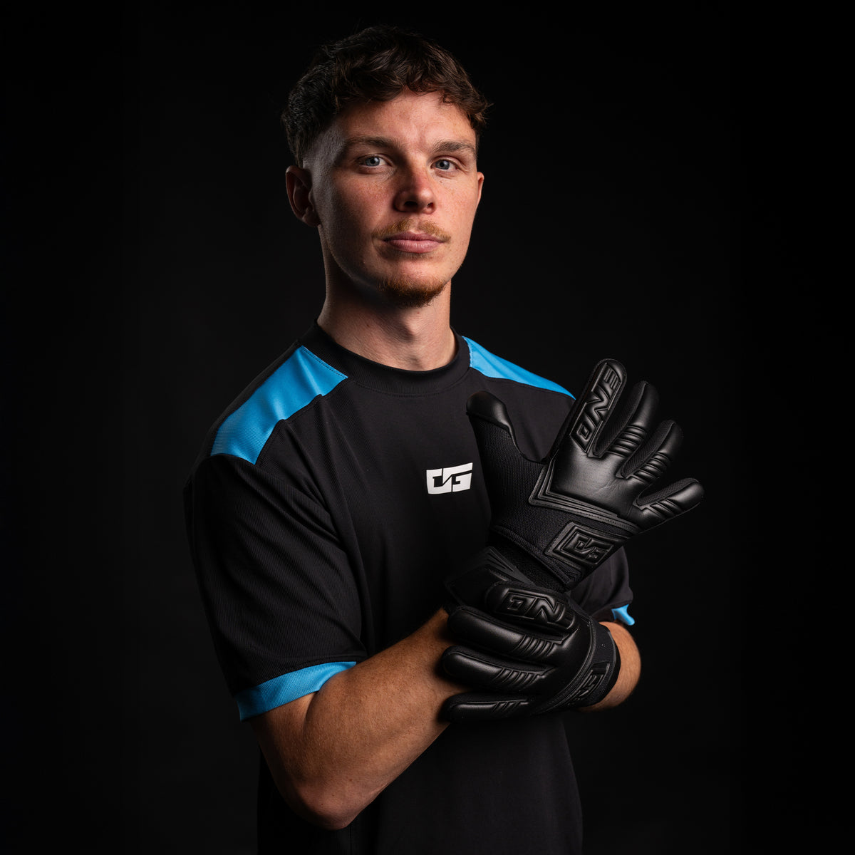 One Glove NXT Pro Contra Void NGT FS Maalivahdin hanskat Musta
