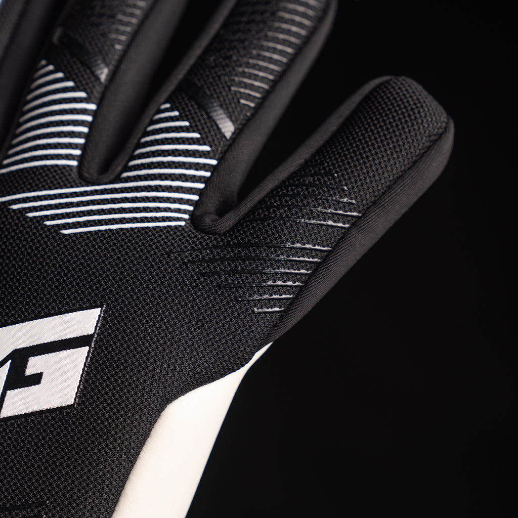 ONE GLOVE OG1 MIDNIGHT design lähikuvassa